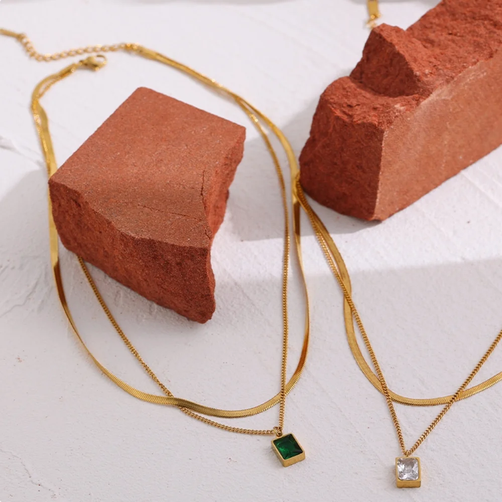 Stylish Layered Necklace - Picture 6 of 9